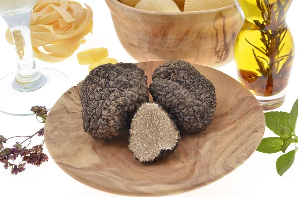 Fresh black truffle — Stock Photo, Image