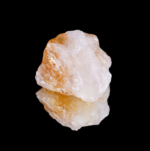 黄水晶岩 — 图库照片