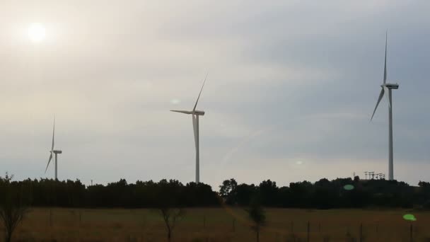 Ветряная электростанция — стоковое видео