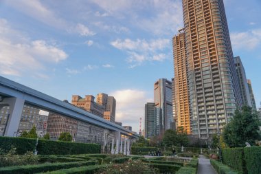 Tokyo 'daki Park Japonya Gökdelenleri Fotoğrafları Stok Resimleri
