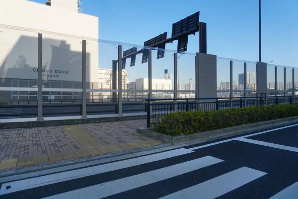 Toyosu Bridge Crosswalk Street Tokio Japan Gratis Stock Foto Stock Foto Afbeeldingen — Stockfoto