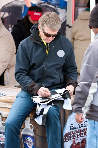 NASCAR Legend Bill Elliott Signs Autographs — Stock Photo, Image