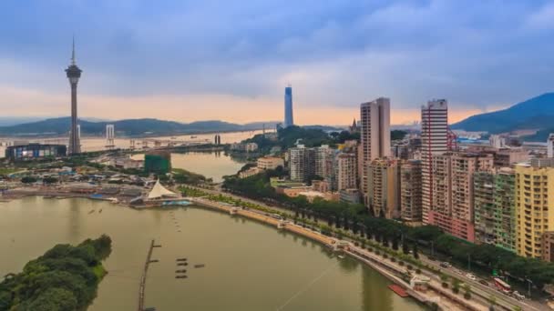 Paysage urbain de Macao Du jour à la nuit (panoramique) ) — Video