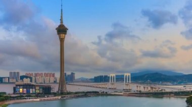 Macau kule ve Macau köprü gün için gece zaman atlamalı Macau şehir Çin (uzaklaştırmak)