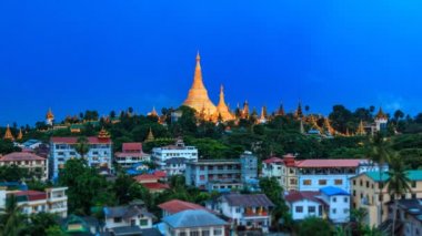 Shwedagon Pagoda Yangon Cityscape gün gece zaman atlamalı Myanmar için yukarıda