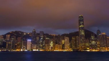 Zaman atlamalı Hong Kong Cityscape gece için gün (uzaklaştırmak)