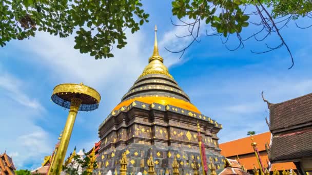 Wat phra, der Lampang Luang berühmte Tempel von Lampang, Thailand — Stockvideo