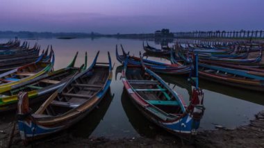 Küçük Port U ağrı (Bain) köprü Simgesel Yapı yerine Myanmar ve Sunrise adlı