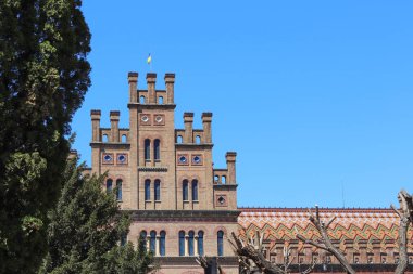 Chernivtsi Ulusal Üniversitesi. Bukovinian ve Dalmaçyalı Metropolitanların Konutu.