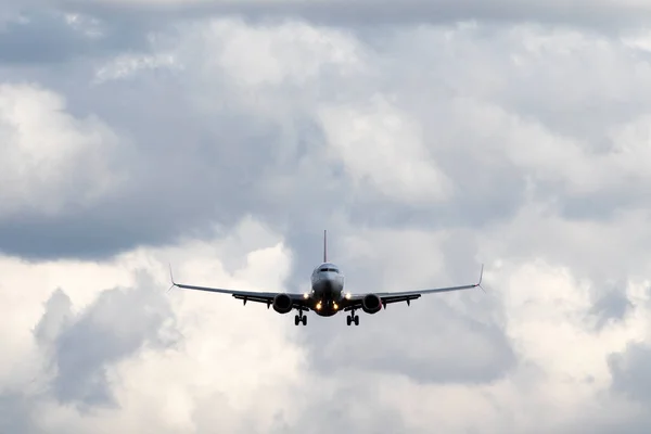 Avion Dans Ciel Avant Atterrissage Repérage Des Aéronefs — Photo