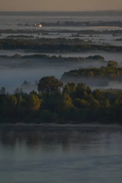 Ködös Hajnal Volga Folyó Felett — Stock Fotó