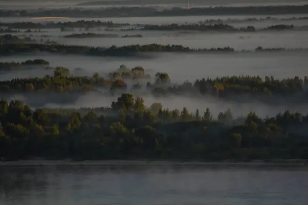 Amanecer Brumoso Sobre Río Volga — Foto de Stock