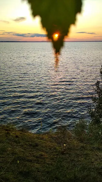 Apus Soare Luminos Râul Volga Vara — Fotografie, imagine de stoc