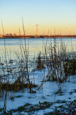 Nizhny Novgorod. Volga 'da günbatımı