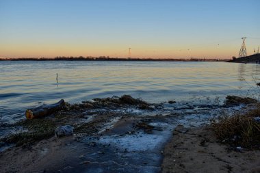 Nizhny Novgorod. Volga 'da günbatımı