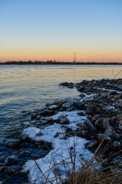 Nizhny Novgorod. Volga 'da günbatımı
