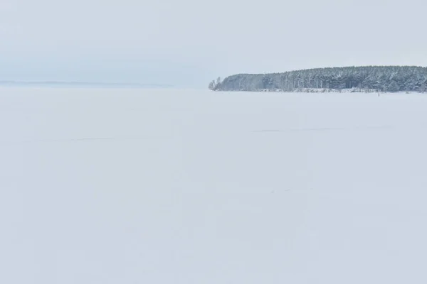 Pantai Sungai Volga Musim Dingin — Stok Foto