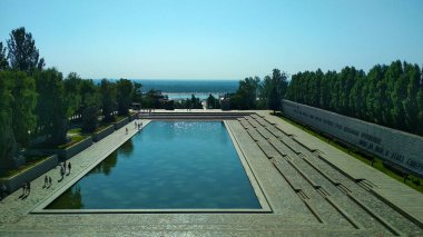 Yazın Volgograd şehir kıyısı