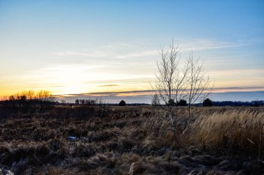 Gün batımında güneşteki ilk buz