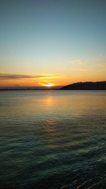 Volga Nehri 'nde şafak vakti. Nizhny Novgorod