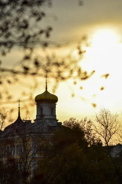 Belo Pôr Sol Sobre Igreja Ortodoxa — Fotografia de Stock