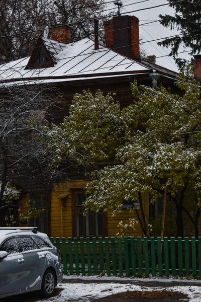 Primeira Neve Caiu Cidade — Fotografia de Stock