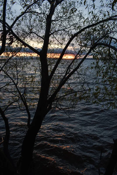 Volga Nehri Nde Güzel Bir Gün Batımı — Stok fotoğraf