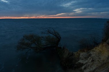 Volga Nehri 'nde güzel bir gün batımı
