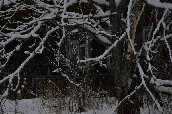 Verlassenes Dorf Schnee Winter — Stockfoto