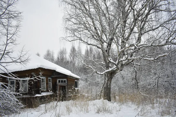 Verlassenes Dorf Schnee Winter — Stockfoto