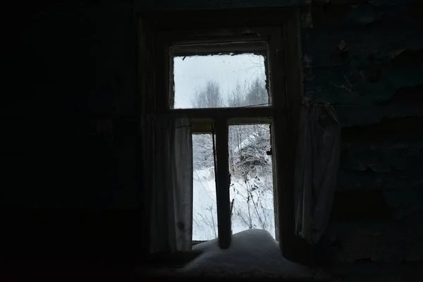Εγκαταλελειμμένο Χωριό Στο Χιόνι Χειμώνα — Φωτογραφία Αρχείου