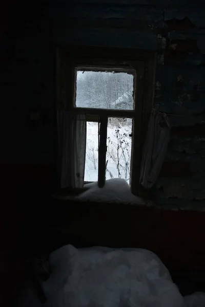 Aldeia Abandonada Neve Inverno — Fotografia de Stock