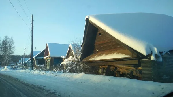 Vecchia Casa Legno Nel Villaggio — Foto Stock