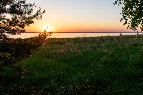 Захід Сонця Березі Річки — стокове фото