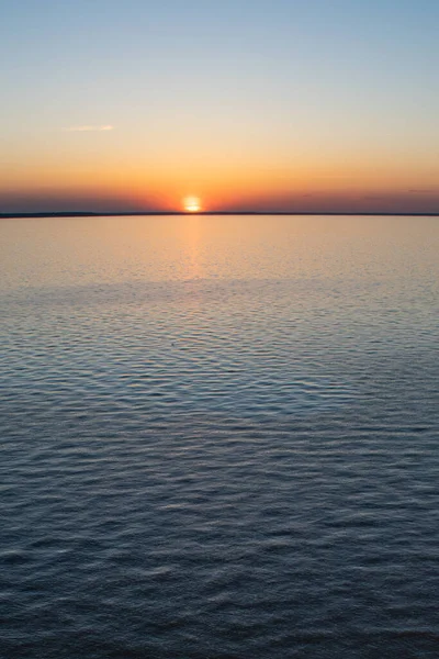 Belo Pôr Sol Sobre Rio Verão — Fotografia de Stock