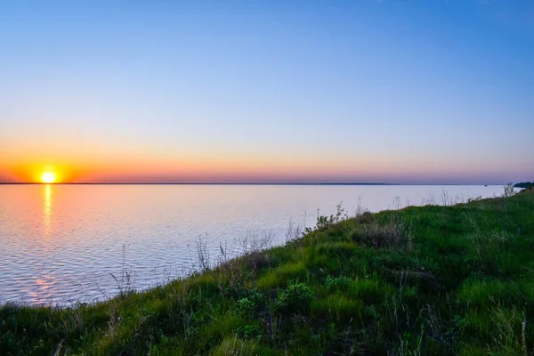 Gyönyörű Naplemente Volga Folyón — Stock Fotó