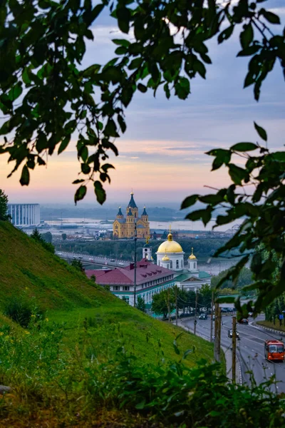 Hermosa Puesta Sol Sobre Ciudad Nizhny Novgorod —  Fotos de Stock