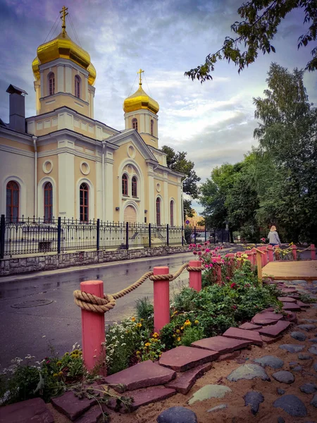 Bela Igreja Ortodoxa Nizhny Novgorod — Fotografia de Stock