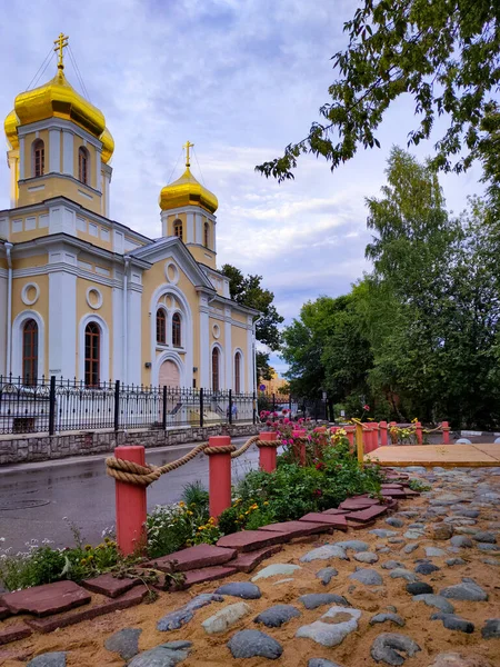 Bela Igreja Ortodoxa Nizhny Novgorod — Fotografia de Stock