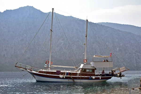 Schöne Yacht Der Küste Des Meeres Der Türkei — Stockfoto