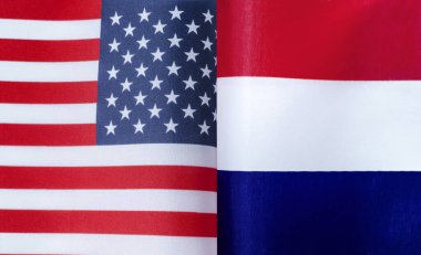 ABD ve Hollanda 'nın ulusal bayraklarının parçaları yakın planda.