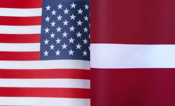 Fragmentos Las Banderas Nacionales Los Estados Unidos Letonia Primer Plano —  Fotos de Stock