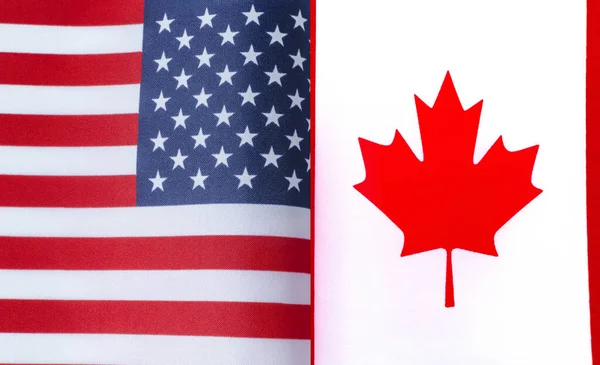 特写中的美国和加拿大国旗碎片 — 图库照片