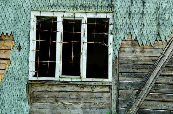 Terk edilmiş bir evde — Stok fotoğraf