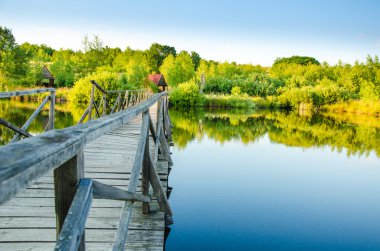 Yaz aylarında güzel göl