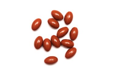 Kahverengi haplar beyaz arka planda izole edilmiş.