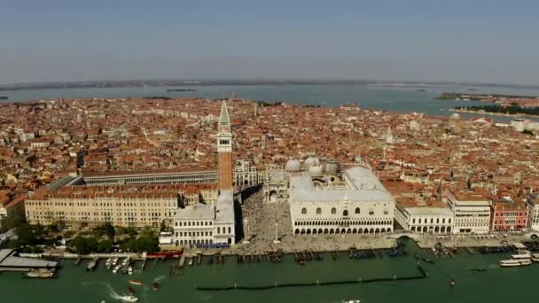 Fotografia aérea da cidade de Veneza e do Grande Canal, Itália. Tempo ensolarado. Italiano. — Vídeo de Stock