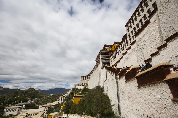 티베트의 라사에 있는 포탈라 궁전 스톡 사진