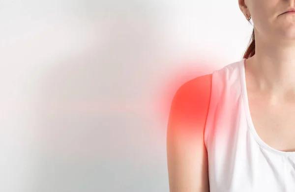 Girl White Background Who Has Pain Shoulder Copy Space Text — Stock Photo, Image