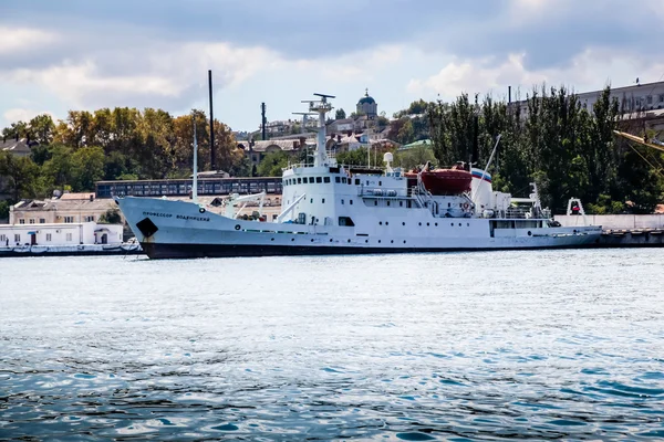 Seehafen in Sewastopol — Stockfoto